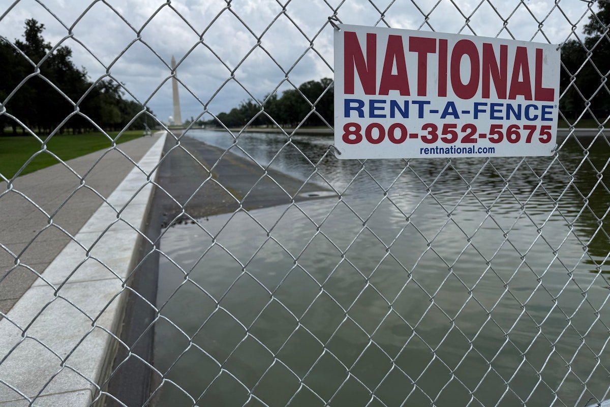 Here’s How Long Trump Wants to Hide the Reflecting Pool From Americans