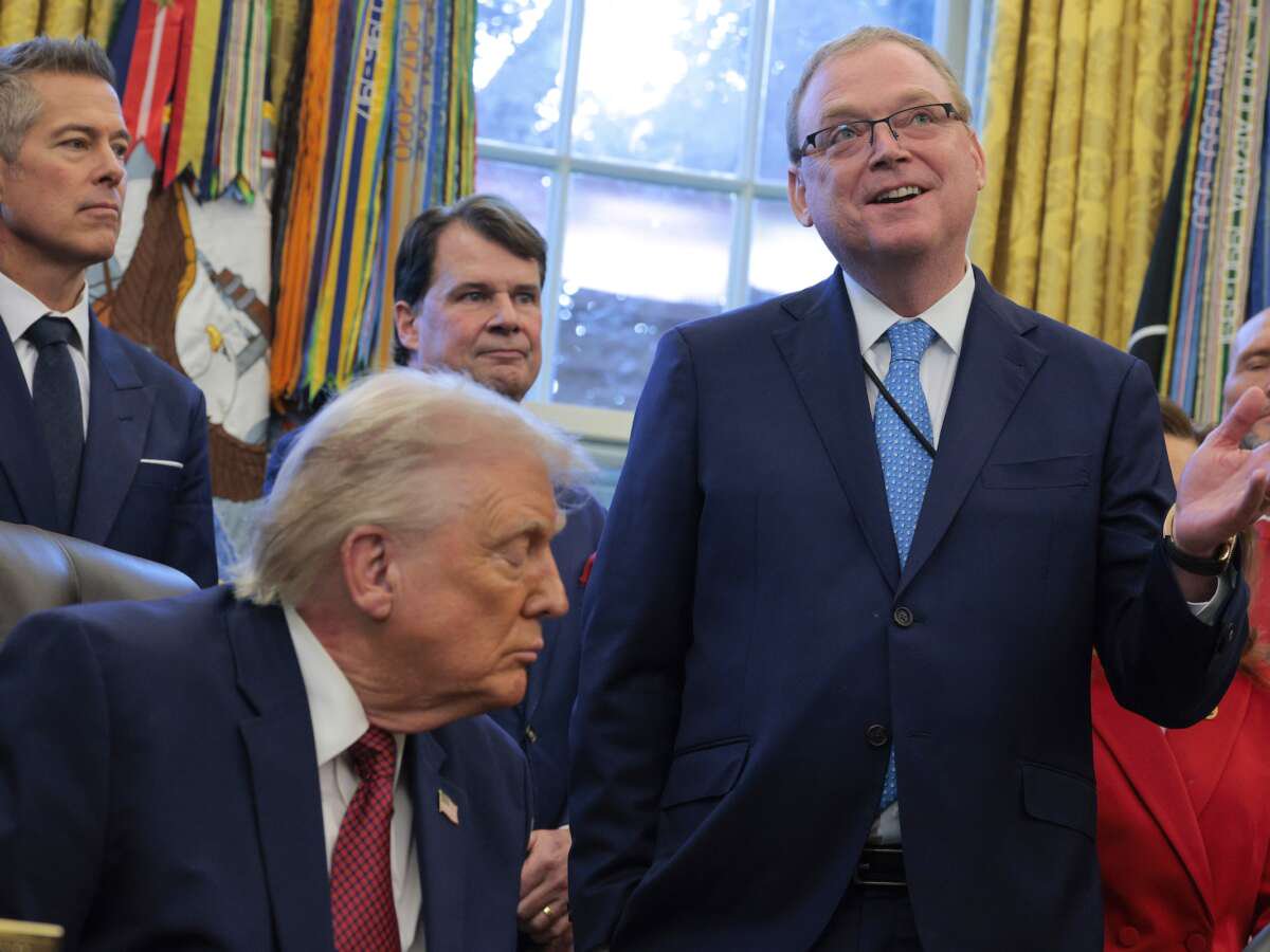 Trump Adviser Says War-Induced Pain to Consumers Is “the Last of Our Concerns”