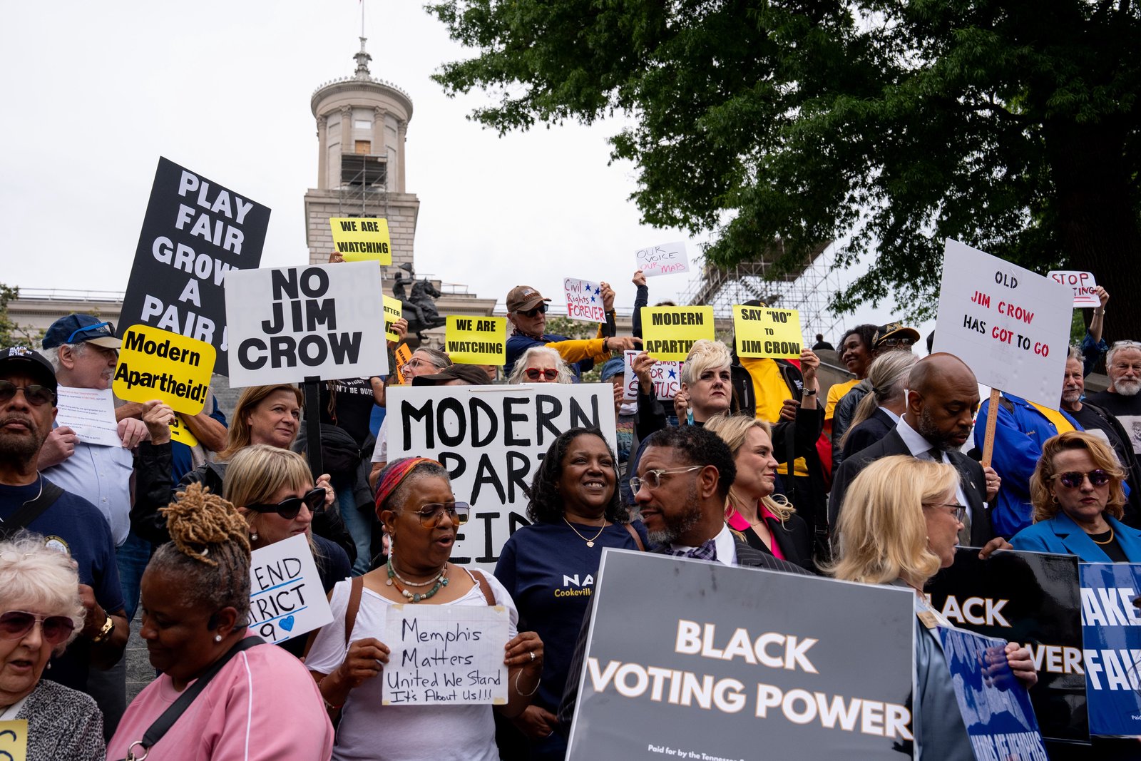 This Week in Democracy – Week 68: Republicans Disenfranchise Black Voters and Trump Immigration Officials Tear Gas Children