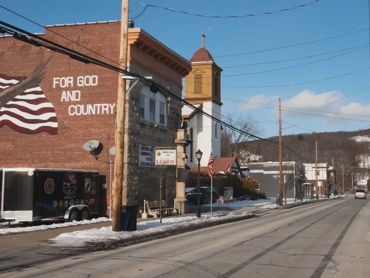 Residents of Small Pennsylvania Town Resist 6 Planned AI Data Center Campuses