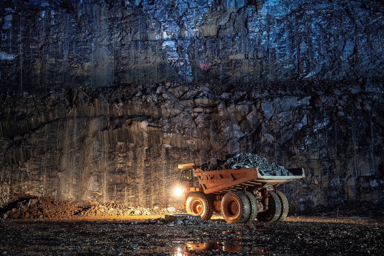 Ghana threatens sanctions on mining firms over local employment rules