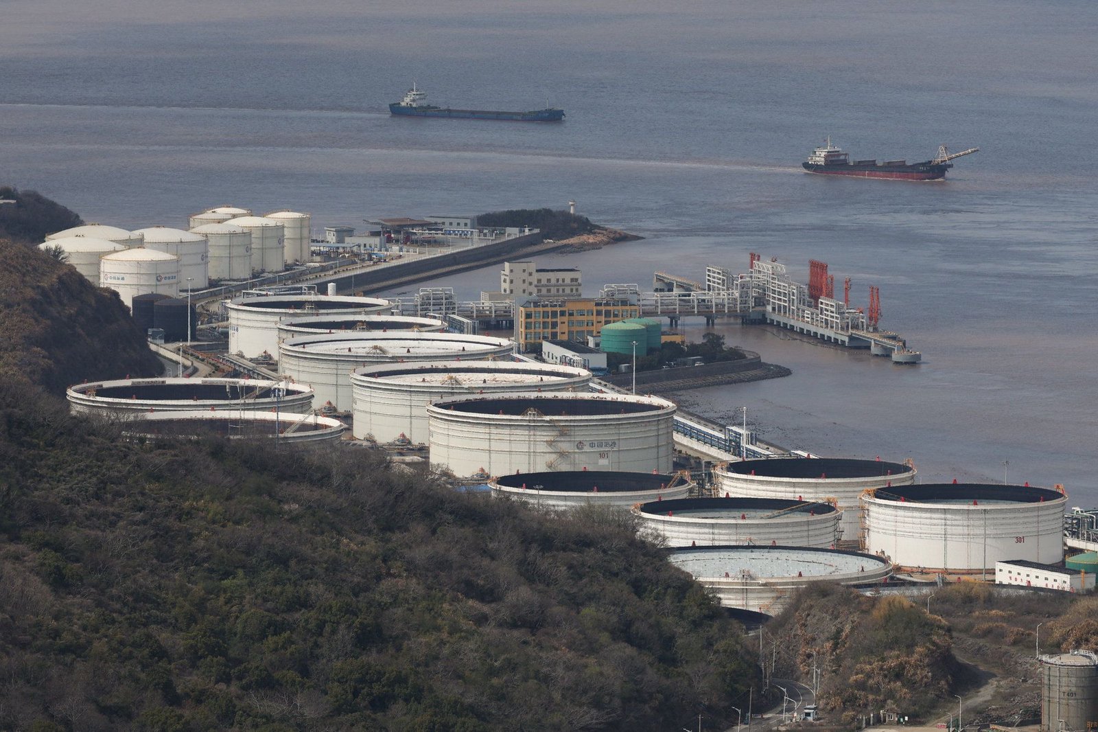 How China's economy is vulnerable to prolonged Hormuz closure