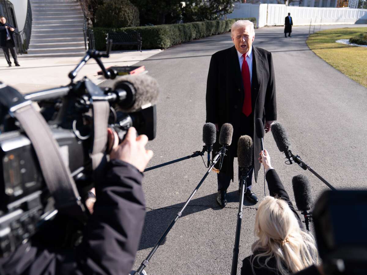 Trump Attacks Media, Calls Reporting on Iran War “Seditious”