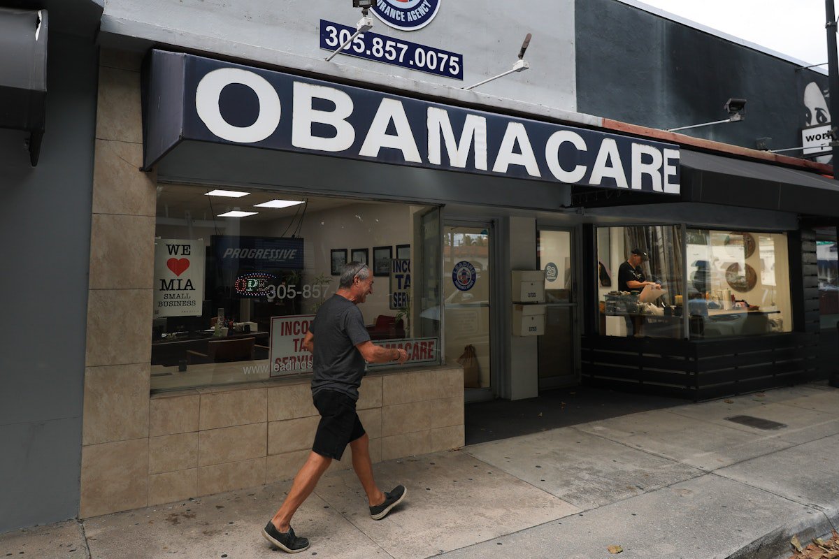 The Red Alert in the Latest Obamacare Enrollment Numbers