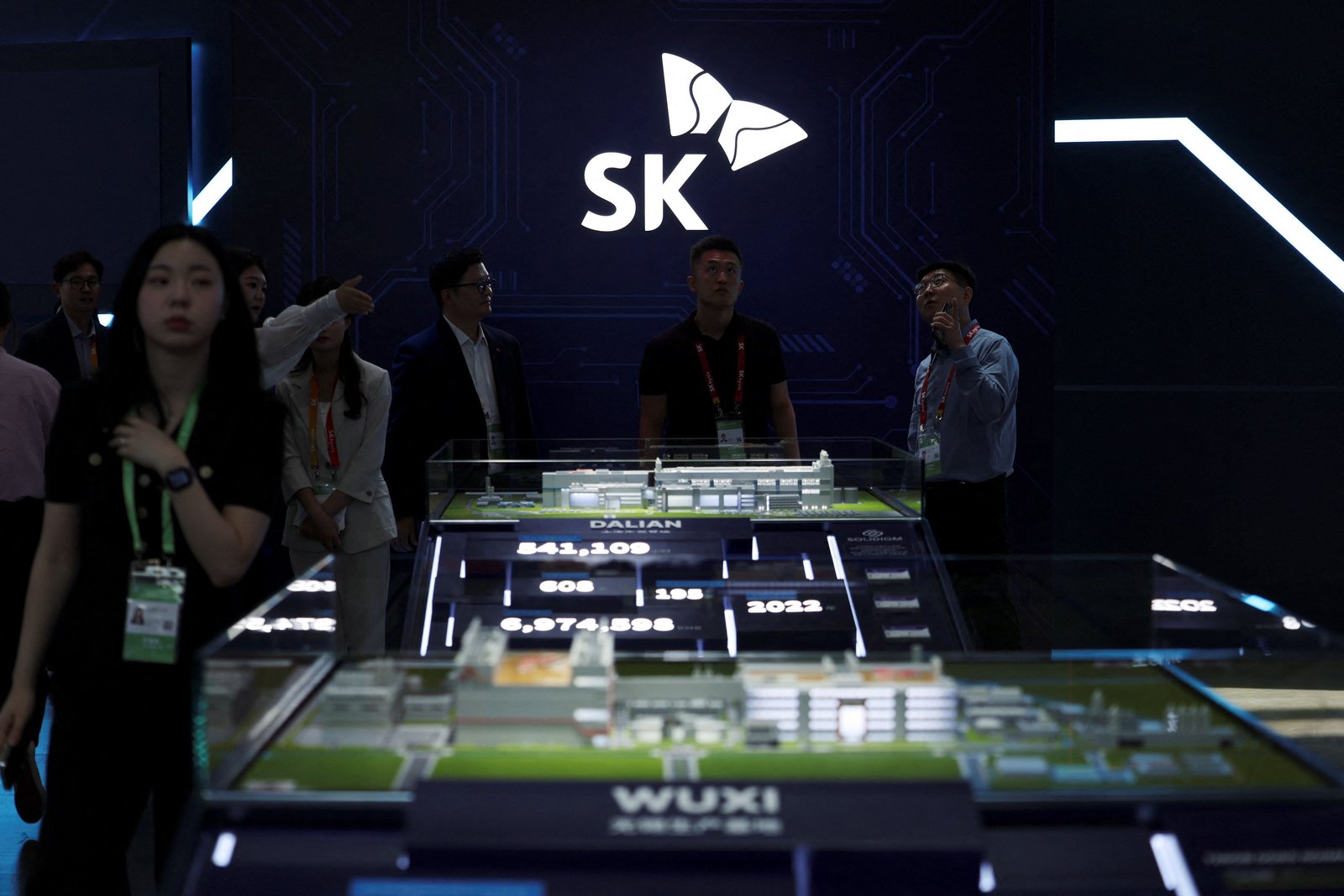 SK Hynix becomes South Korea's most valuable company