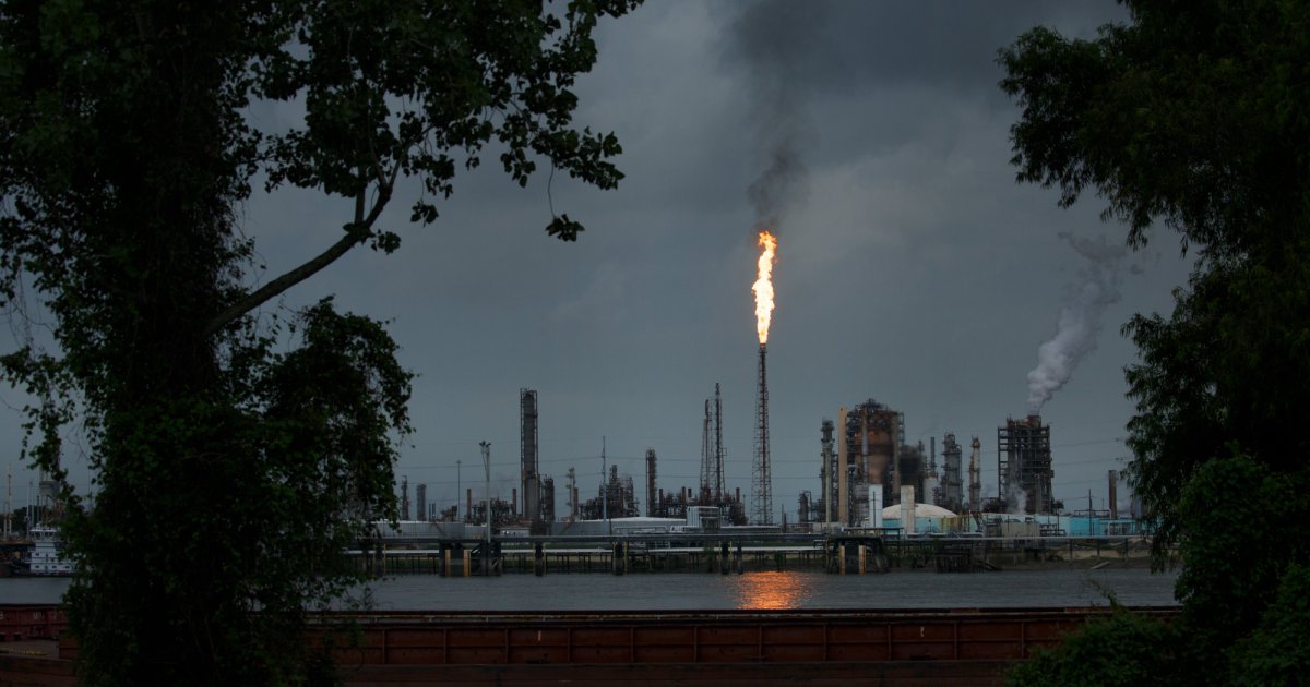 Michigan Lawsuit Calls Big Oil a “Cartel” That’s Driving High Energy Bills