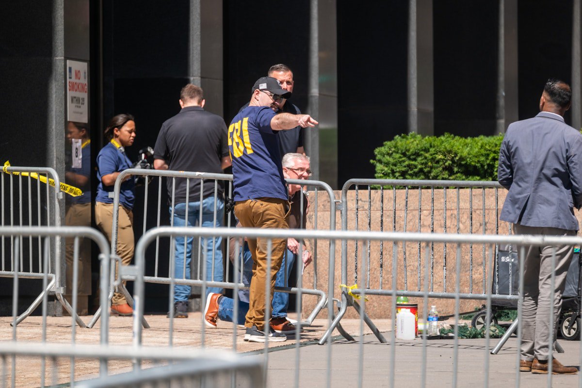 Army Veteran Accused of Starting Fire at ICE Office in New York