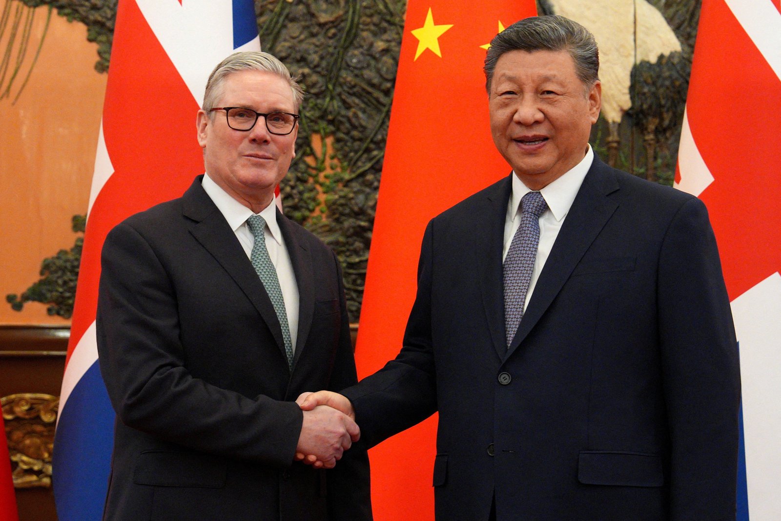 UK PM Starmer agrees closer trade ties with China on visit