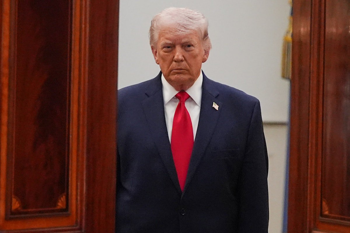 This Is Trump’s Only Comment as Second U.S. Plane Crashes in Iran War