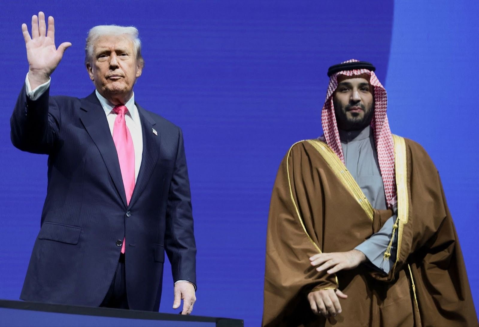 Gulf nations throw support behind US