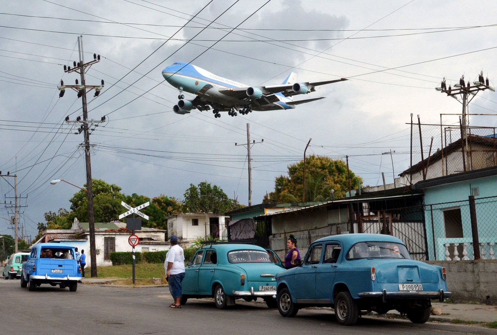 Cuba unable to refuel planes as oil crisis deepens
