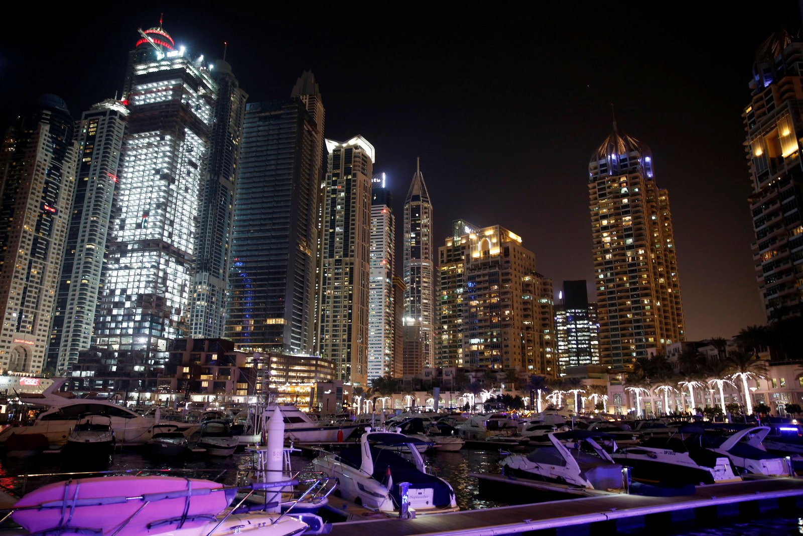 UAE’s non-oil economy reaches lowest point in five years