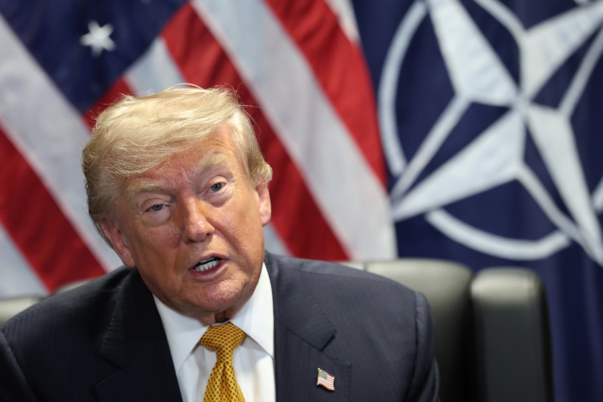 U.S. Navy Commander Declared Dead as Trump Reignites Iran War