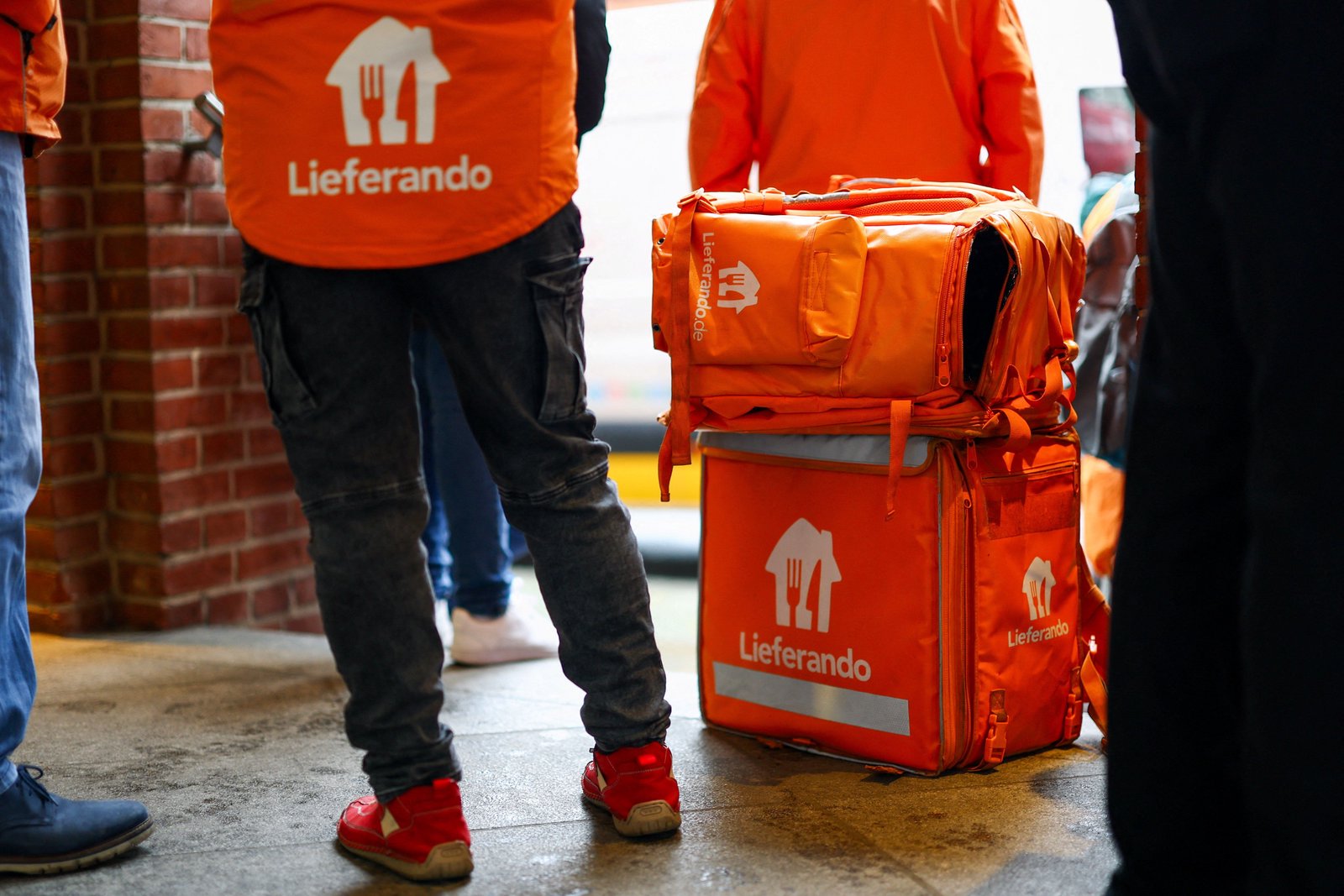 AI-generated Reddit post shows challenges in detecting fact from fiction