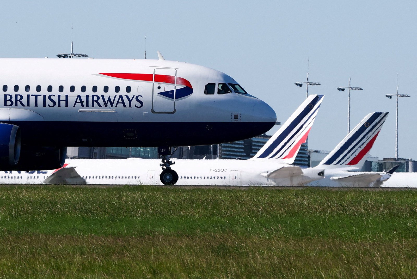 Energy executives brace for prolonged spike in jet fuel prices
