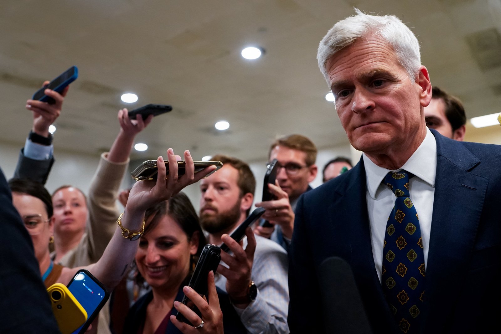 Trump charms Senate Republicans hours after Iran blowup