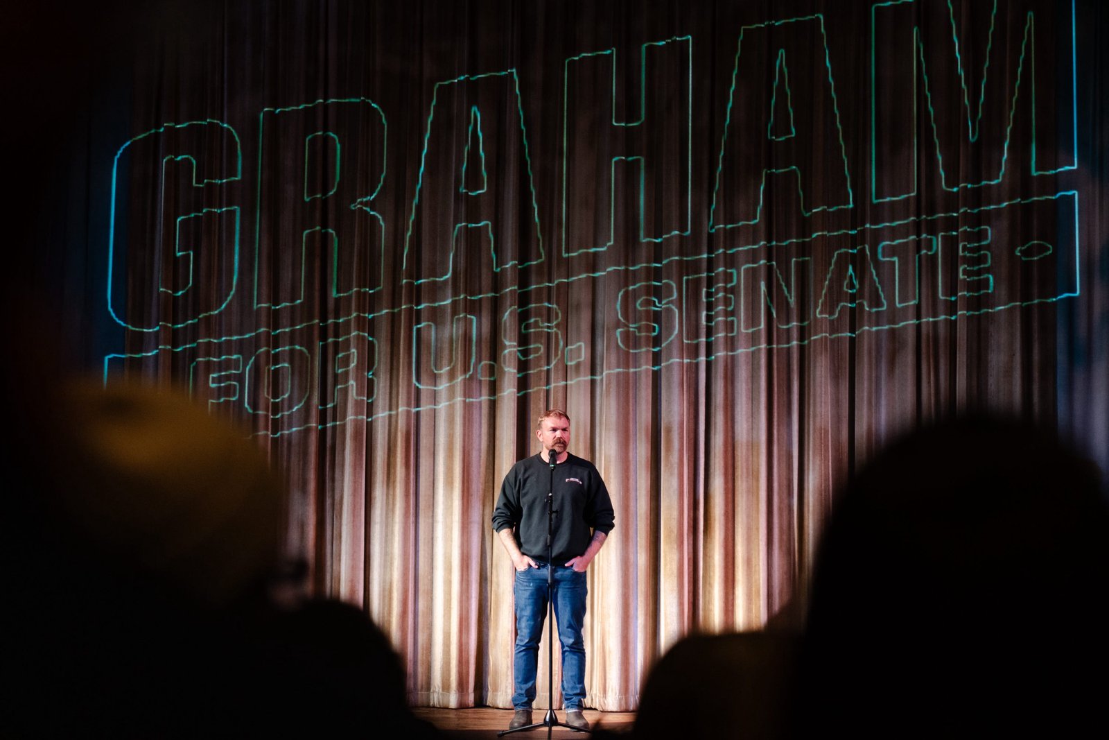 Maine Ballot Measure Is Testing the Power of Graham Platner’s Volunteer Army