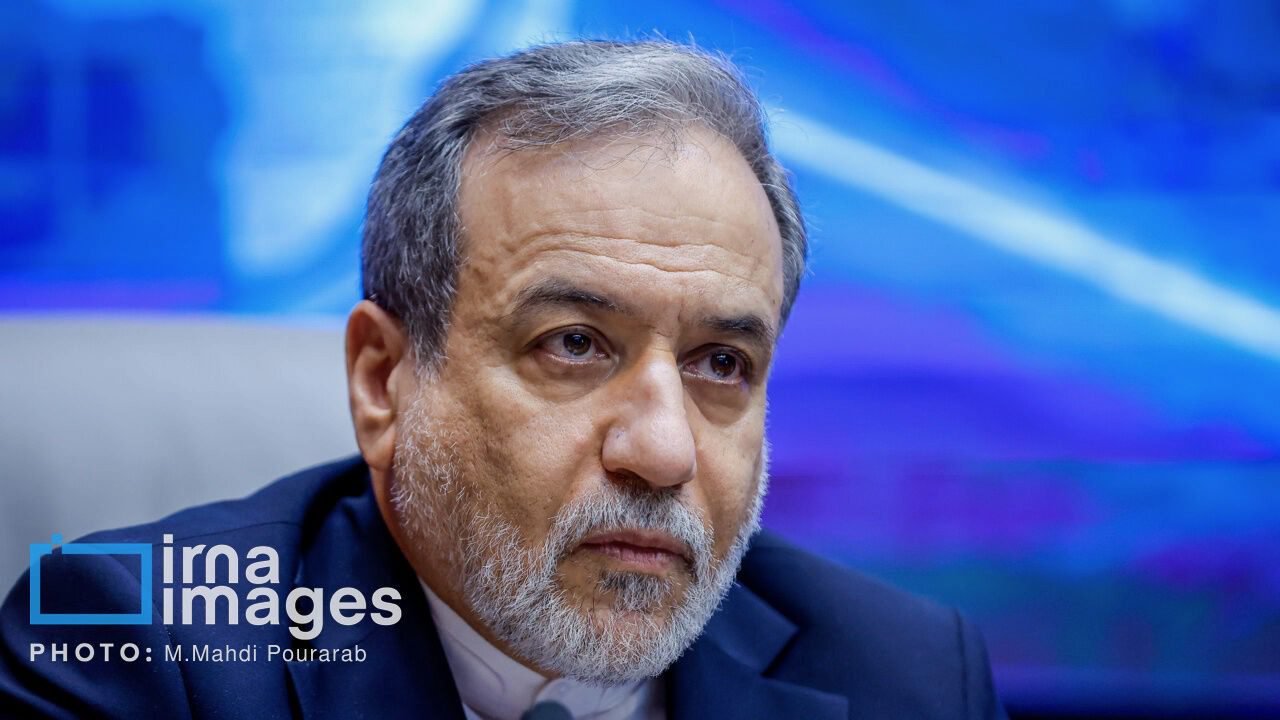 Strait of Hormuz will remain shut, says Iran, as US threatens intensified economic warfare