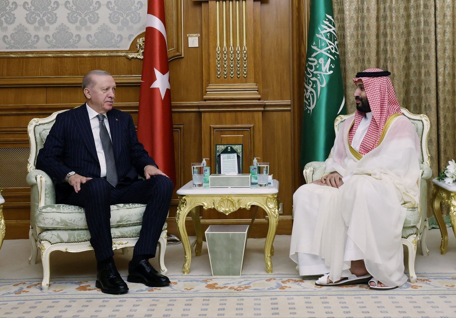Saudi-Türkiye-Pakistan sign defense pact as peace talks drag