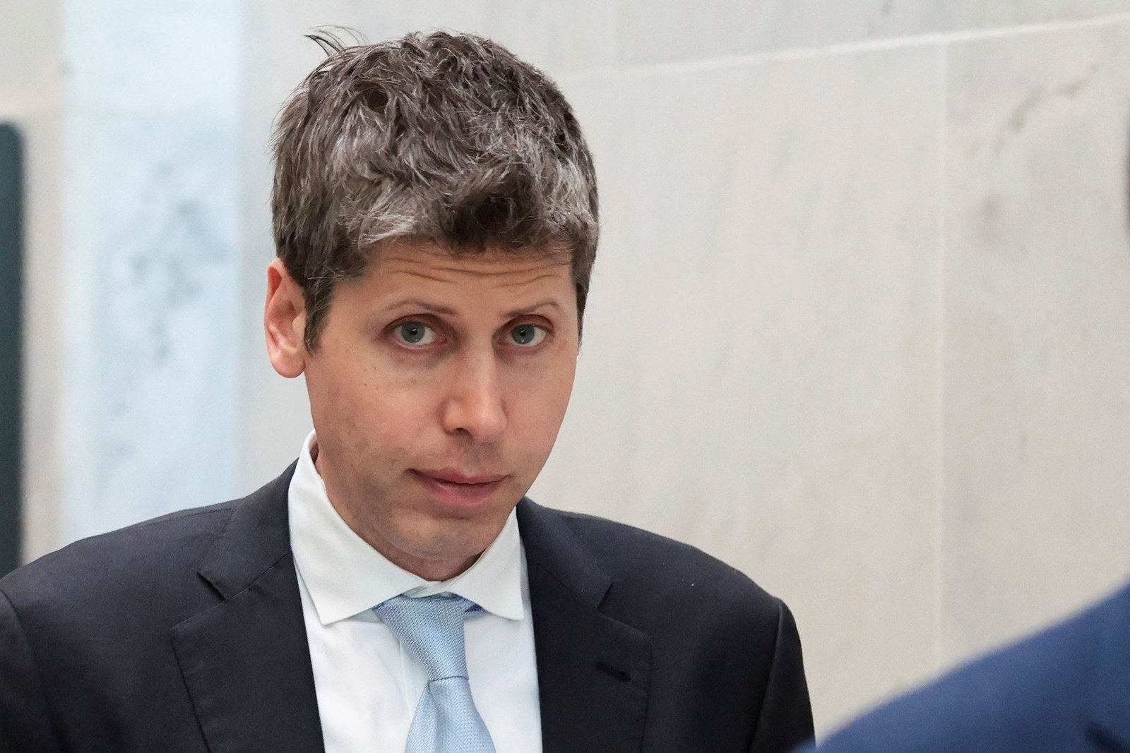 Inside Altman’s pitch on government AI stake