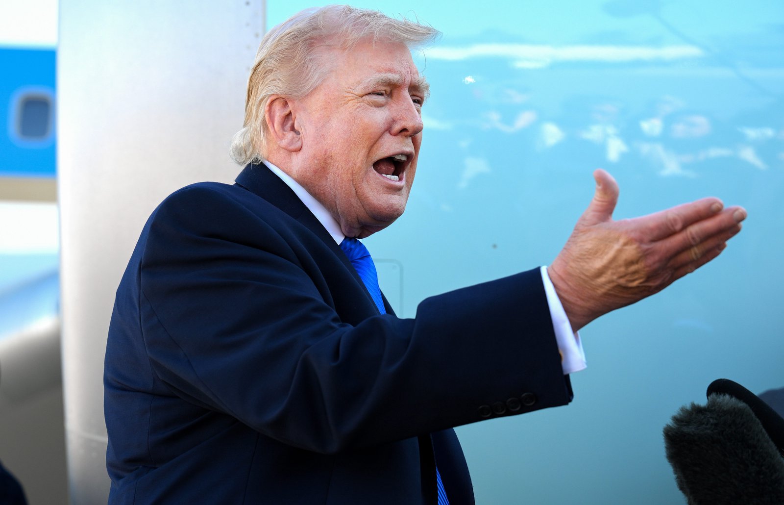 Iran Blasts Trump’s Claims of Direct Talks as “Fake News” Aimed at Manipulating Markets
