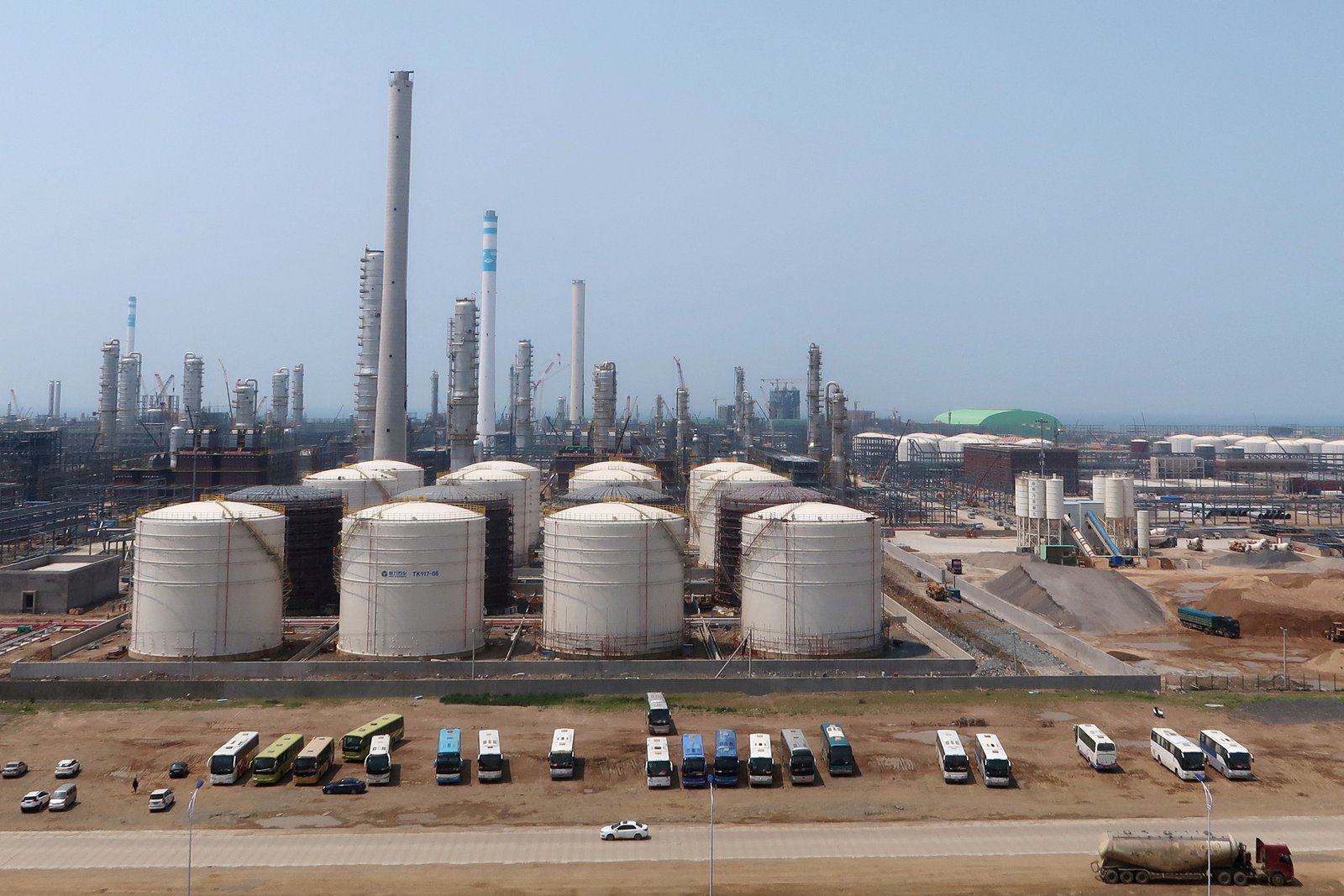 China’s oil market stands up to Trump