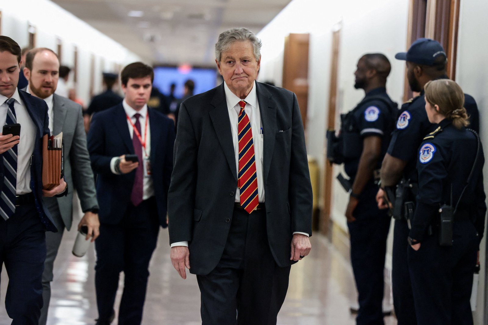 Key Republican senator removes roadblock to crypto bill