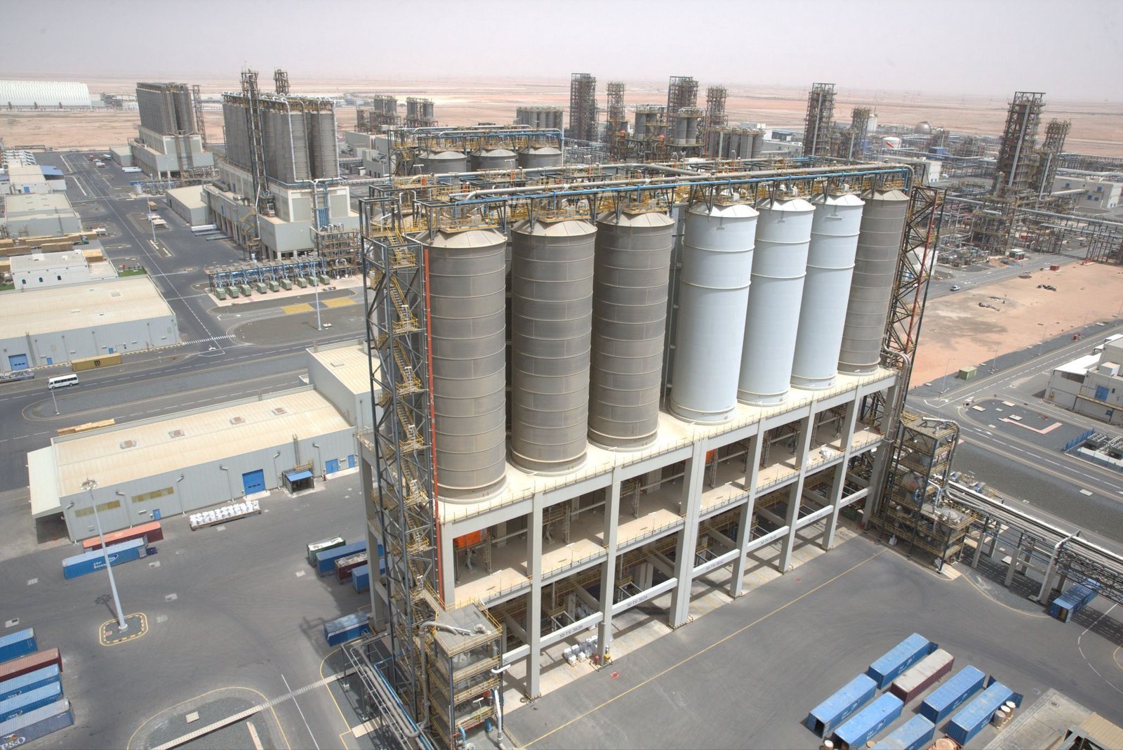 Abu Dhabi chemicals platform plans $10B investment