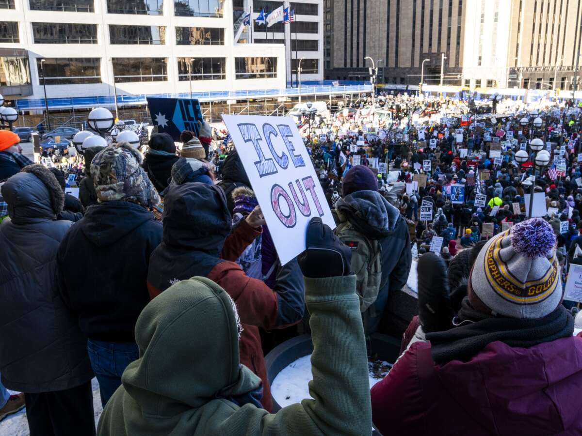 Federal Agents in MN Opened Spying Operation 4 Days After Alex Pretti Was Shot