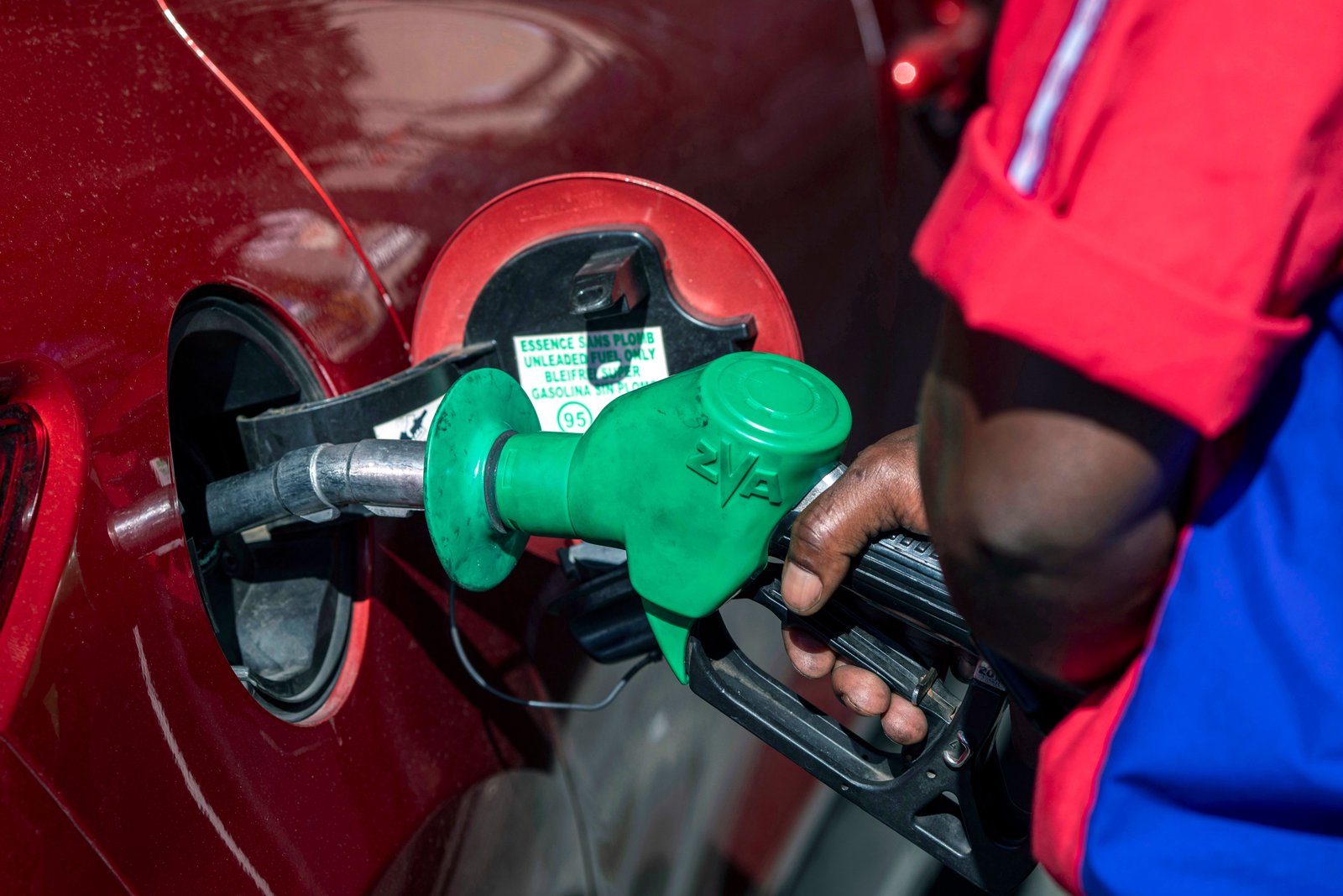 Energy crisis pushes South Africa into classic policy trap