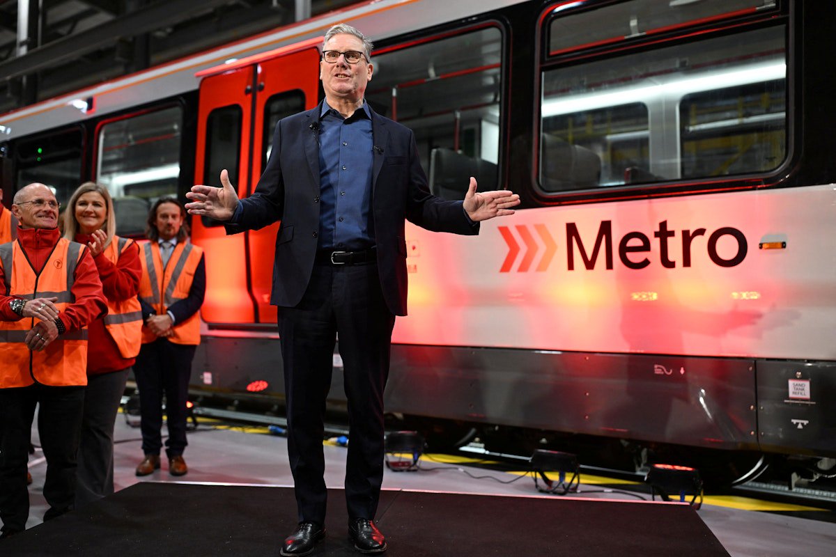 Britain’s Floundering Labour Party Is a Warning to U.S Democrats 