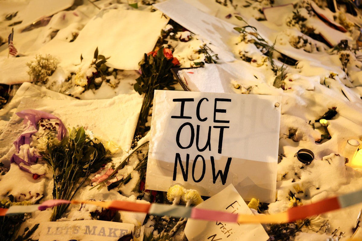 ICE Agents Whine That They Aren’t Getting Their Massive Bonuses