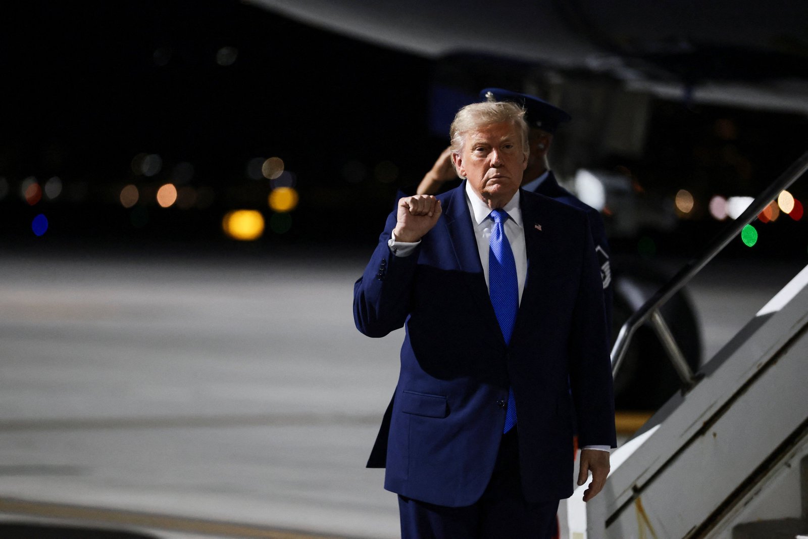 Trump hits the campaign trail in Las Vegas
