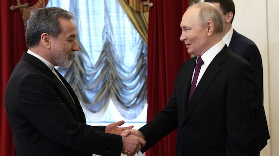 Putin to Iran: You Are Fighting Courageously for Independence and Sovereignty