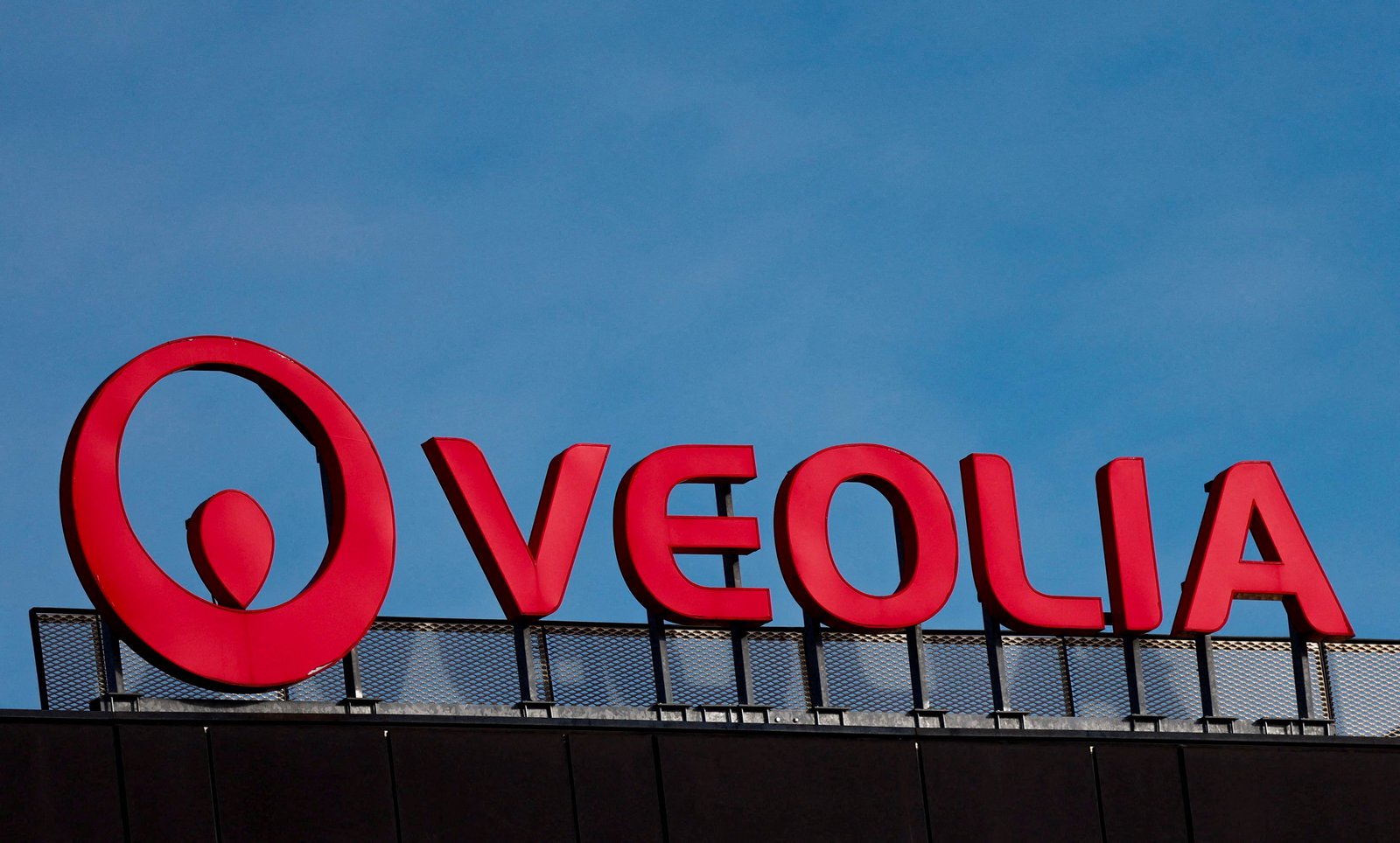 Waste manager Veolia sees AI boom as key to US expansion