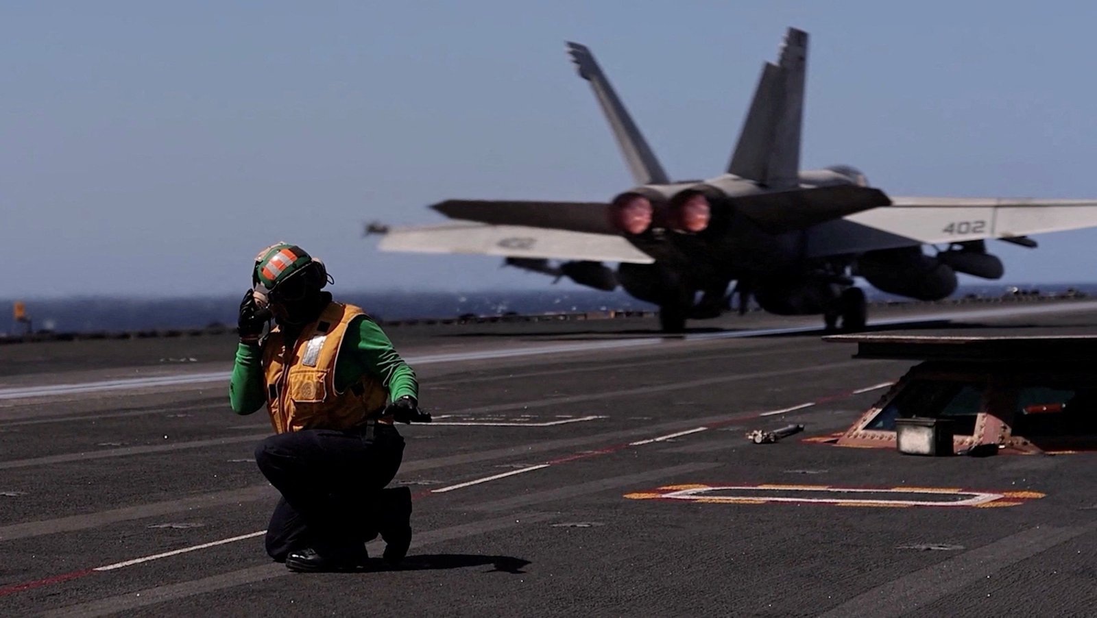 US sends more troops to Gulf, despite talk of Iran deal
