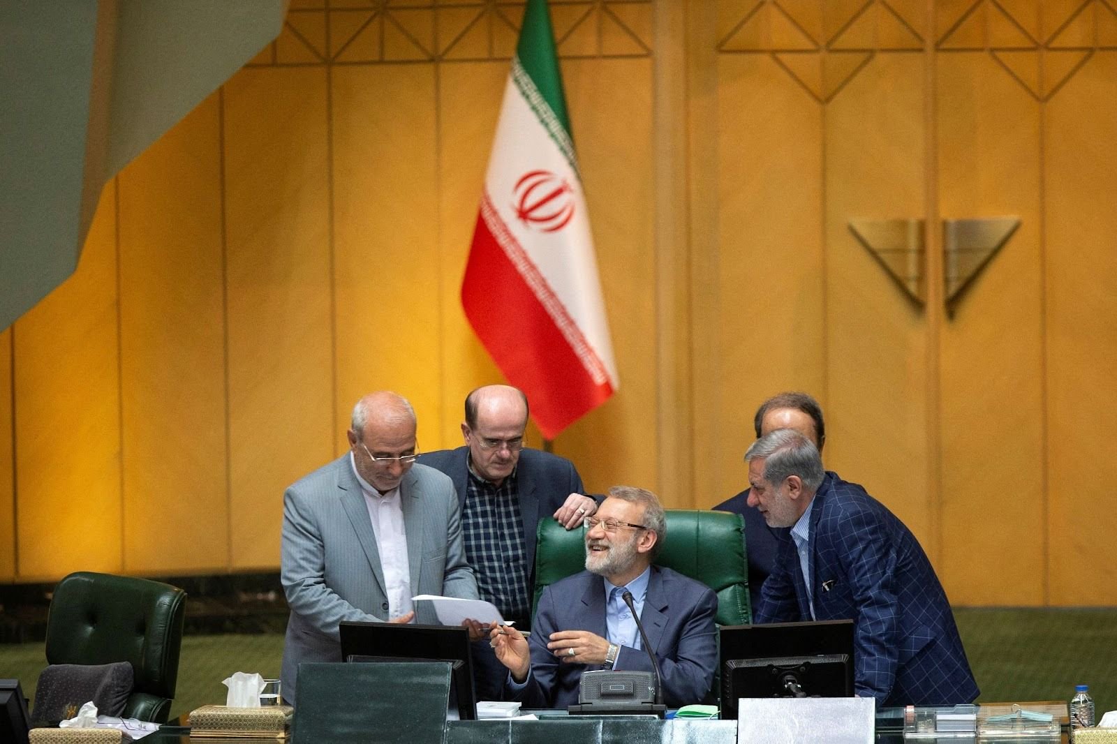 Death of Iranian official limits leadership to ‘hardliners’