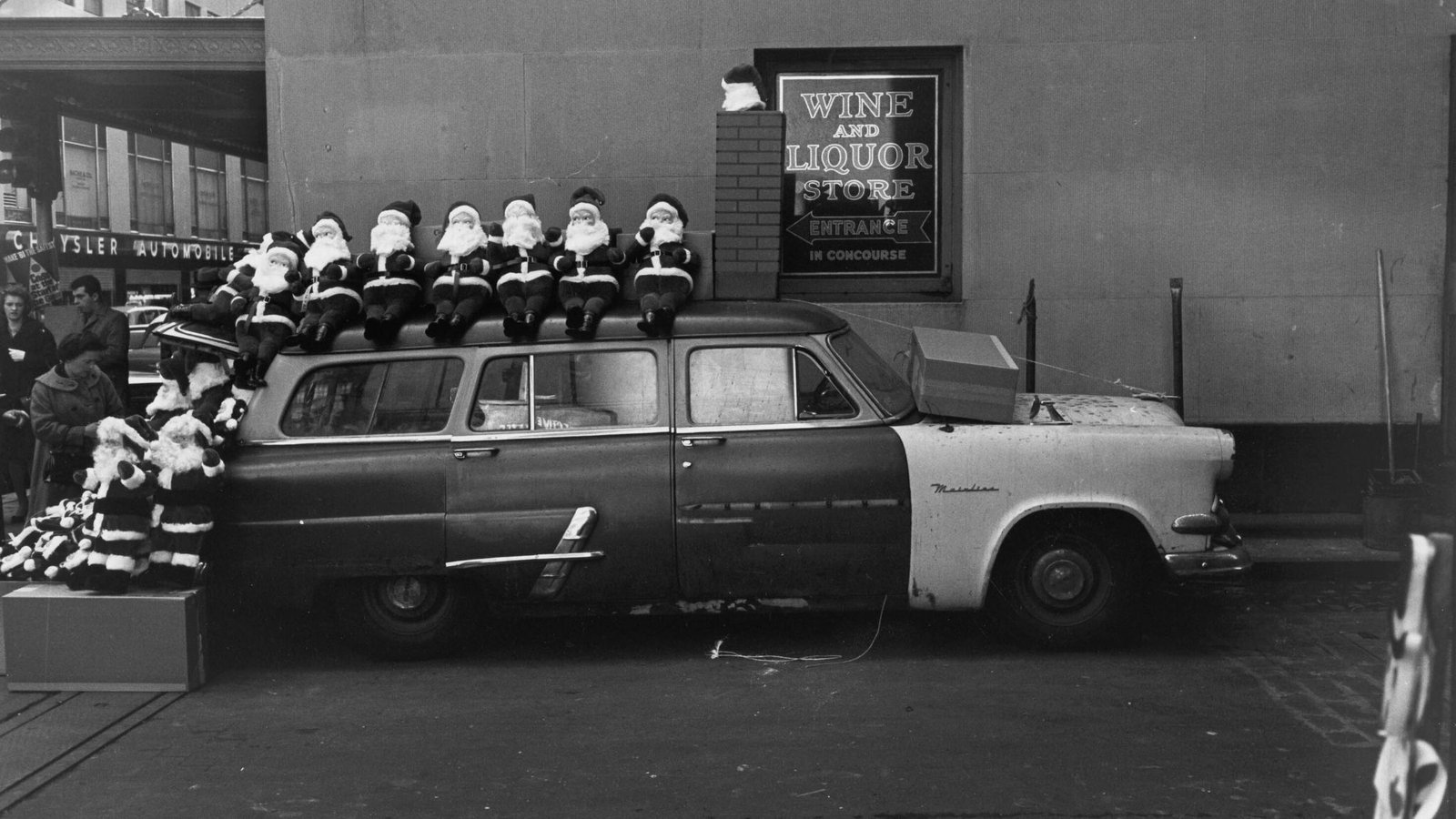 The kitsch and poetry of the US holiday season