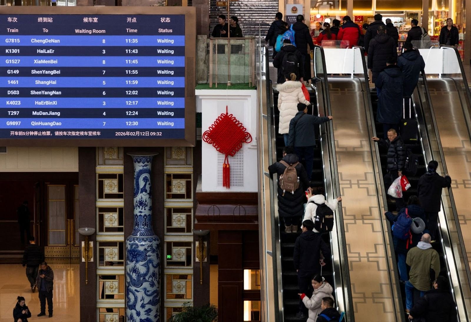 China expects record Lunar New Year travel