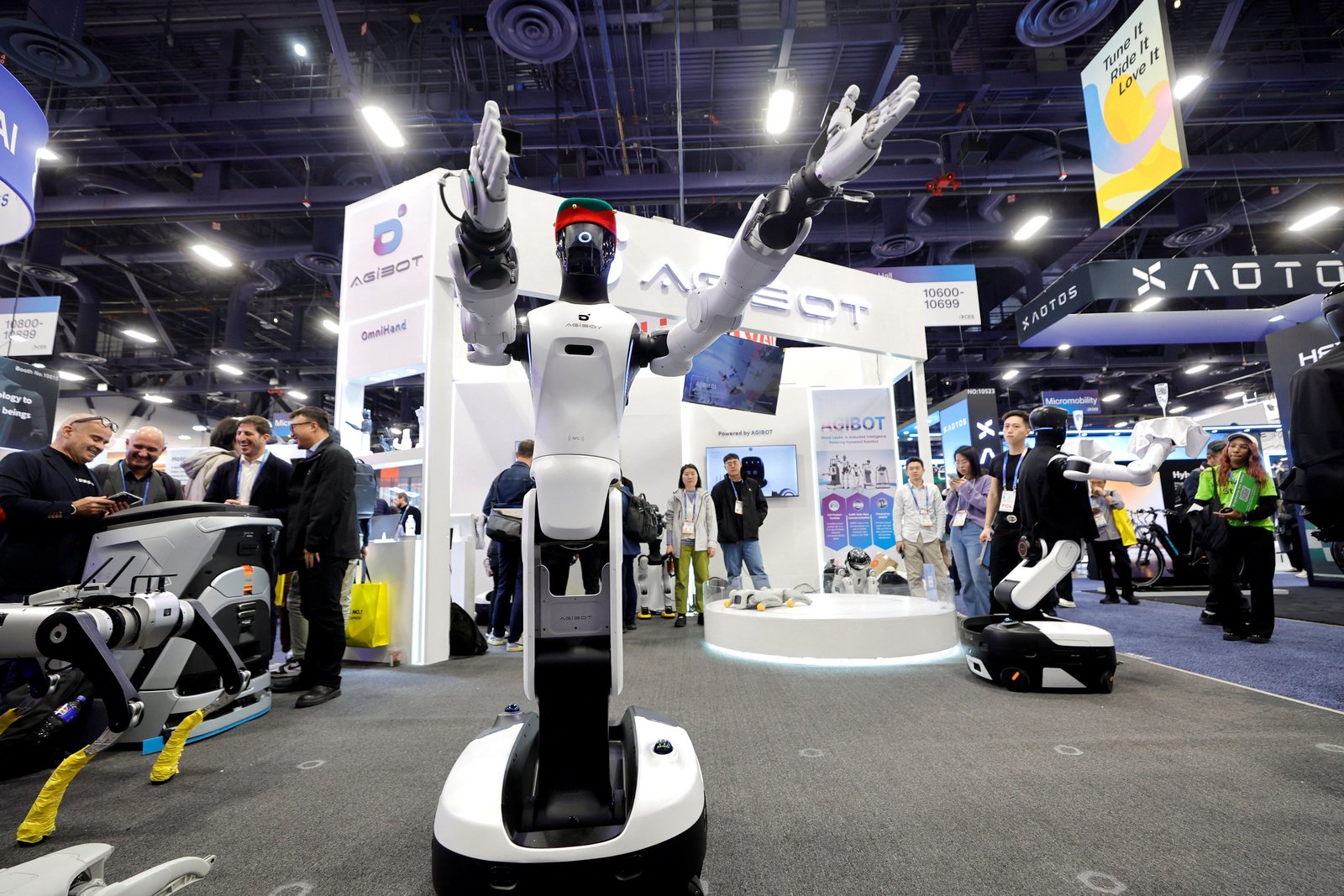 US government to meet with robot-makers as China competition intensifies