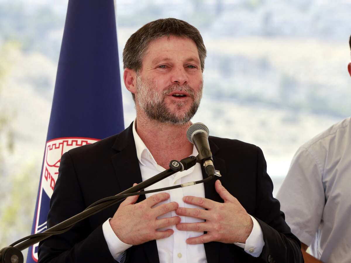 Smotrich Says US Fighting Iran as Israel Sits Back Is “Best for Us”