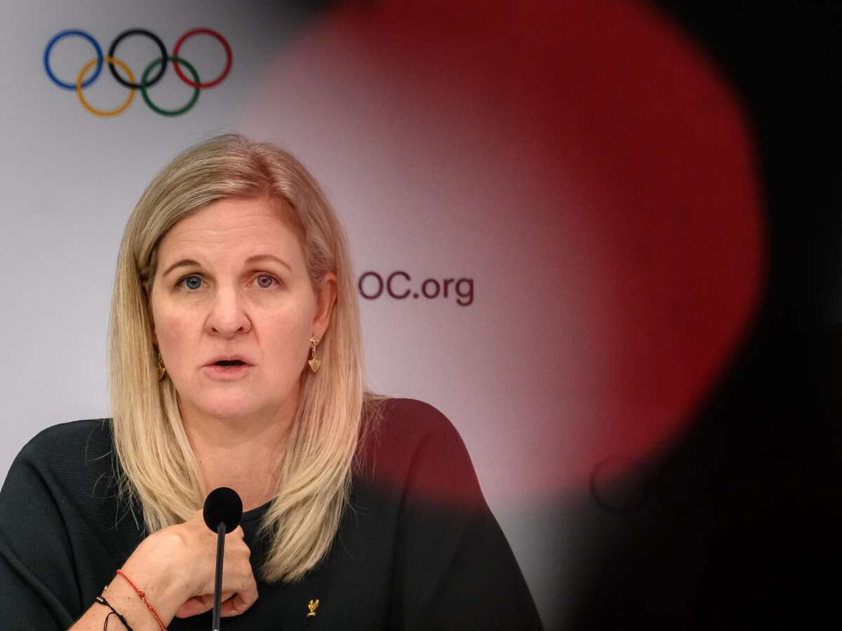 International Olympic Committee Lifts Russia Ban as It Continues Bombing Ukraine