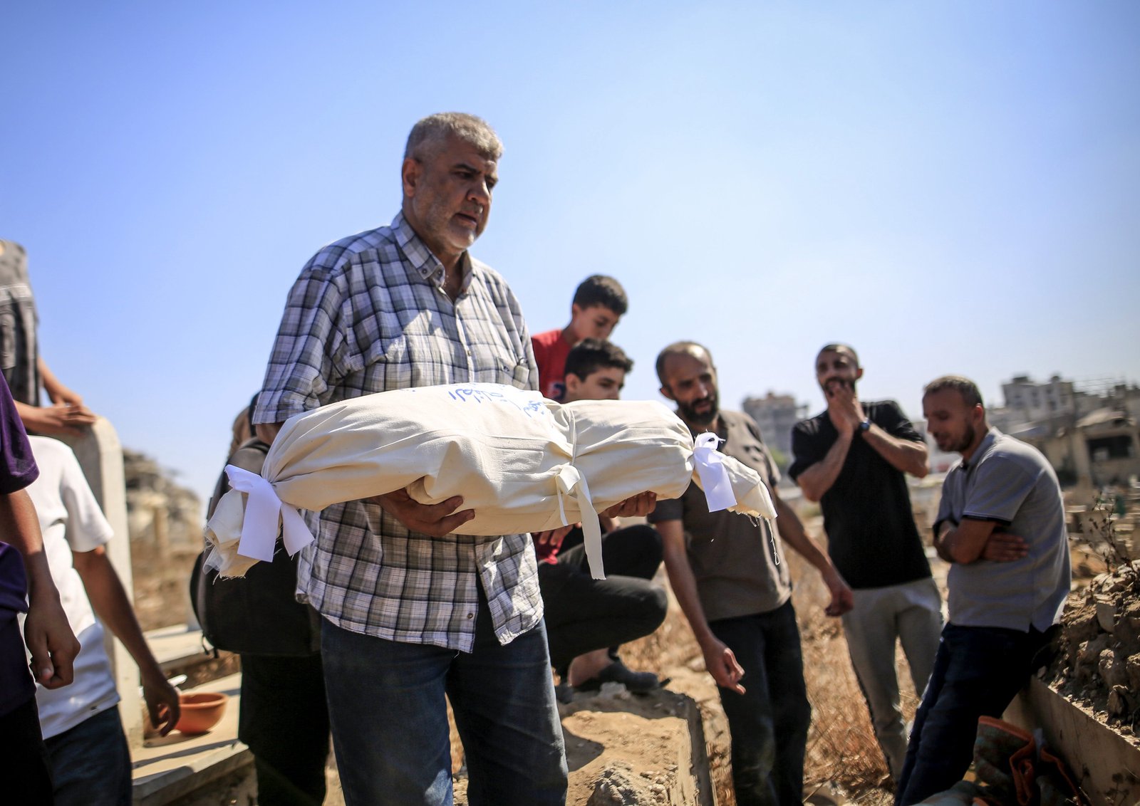 Attacks in the Strait of Hormuz; Israel kills 57 Palestinians in Gaza in one week; No more elections in Nicaragua, Ortega says