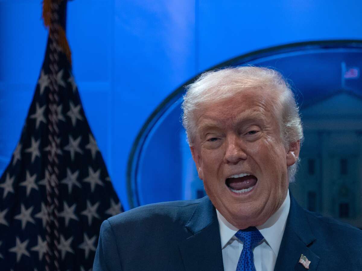 Trump Hikes Global Tariffs to 15 Percent Following Supreme Court Ruling