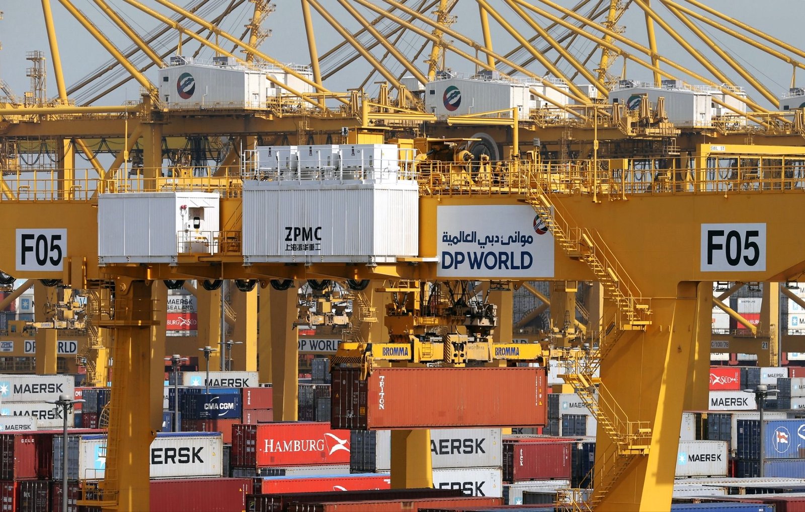 Hormuz closure dents DP World earnings