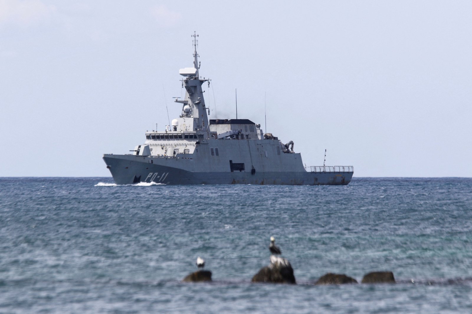 Venezuela’s navy to escort oil tankers through US blockade