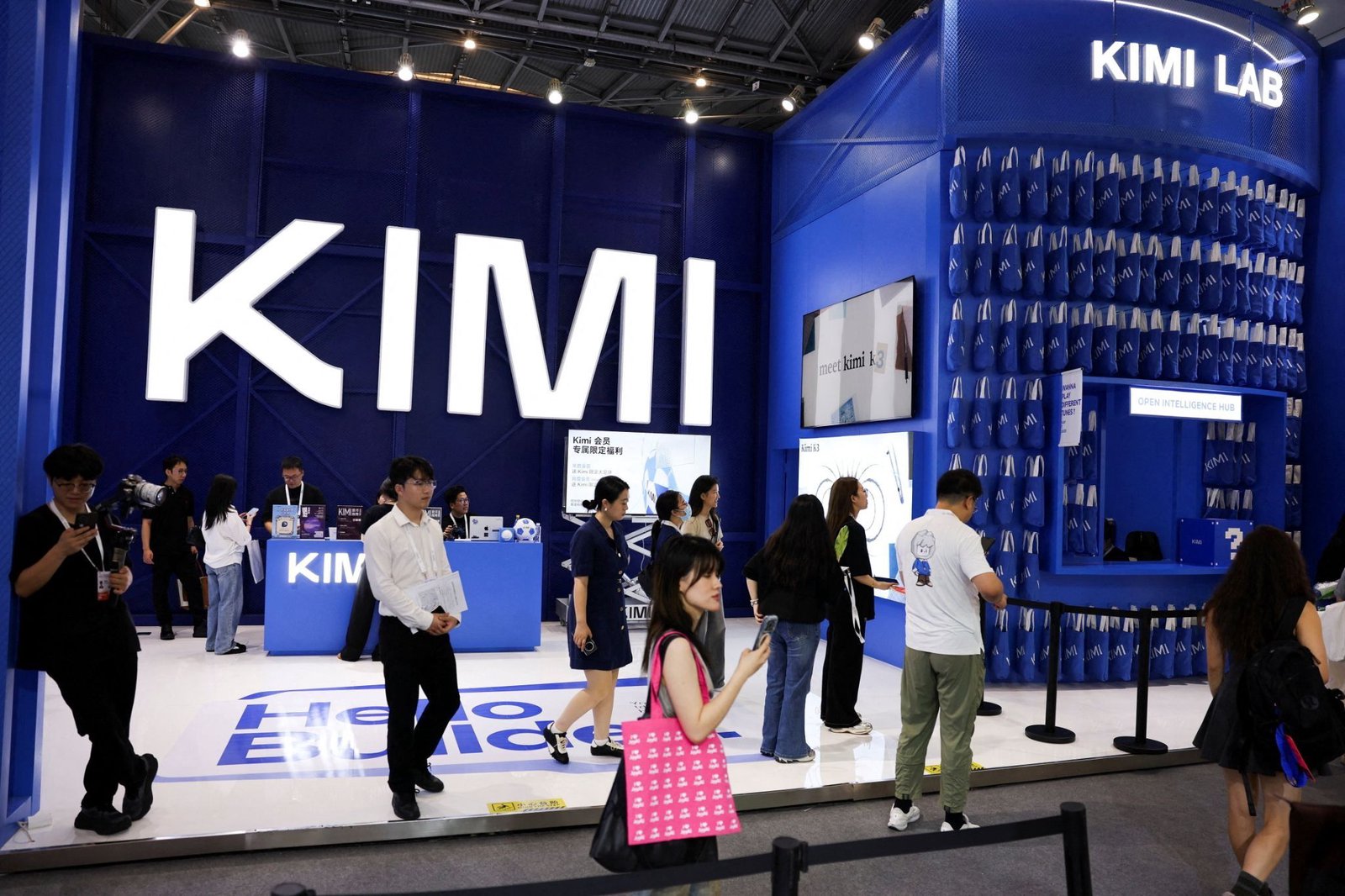 Chinese AI model breaks through constraints