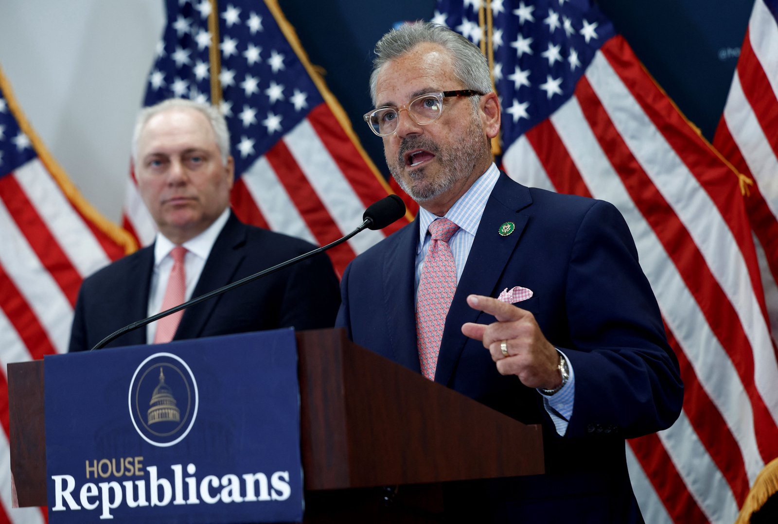 Congressional Real Estate Caucus rolls out bipartisan housing plan