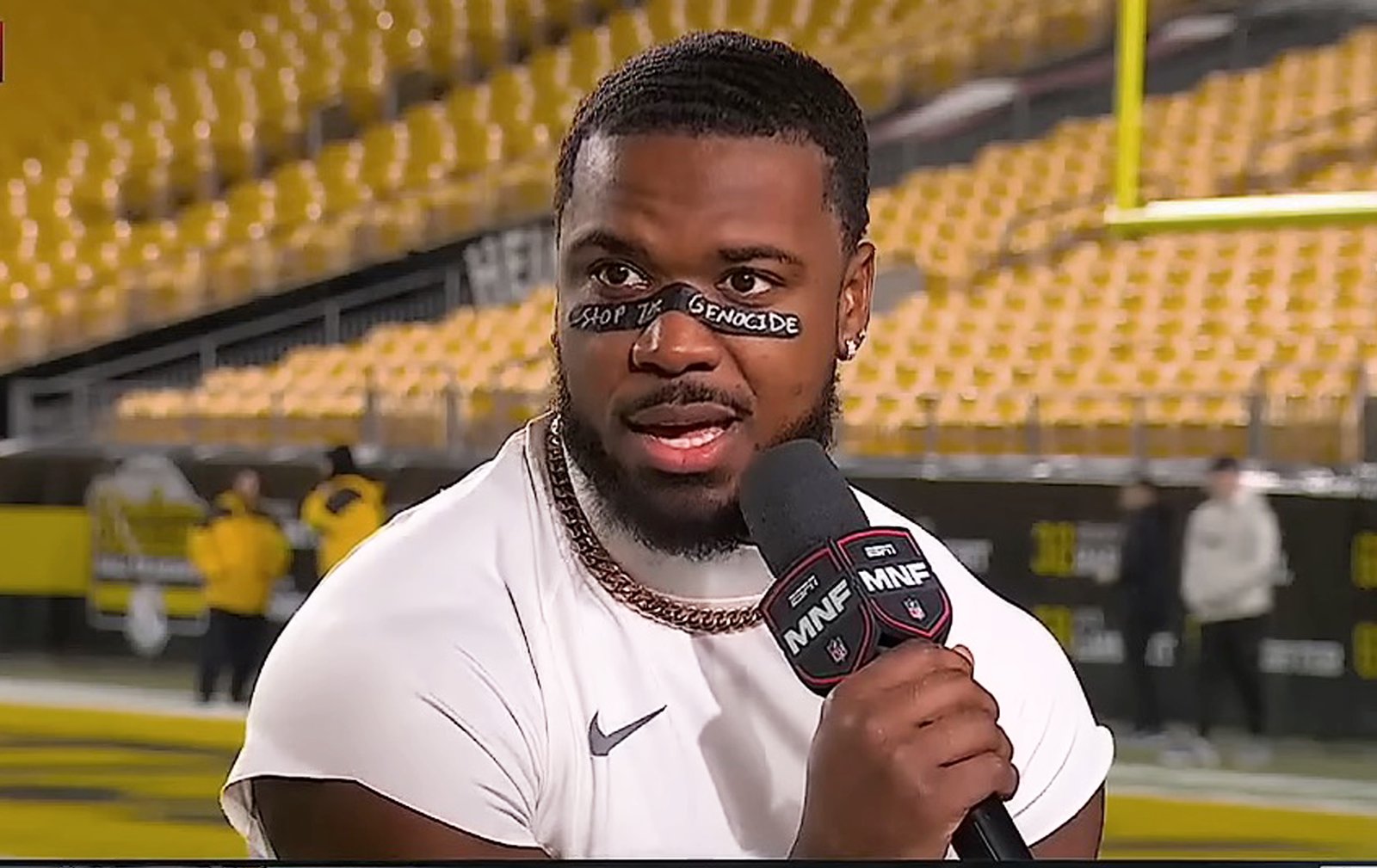 The NFL is Punishing Azeez Al-Shaair for Having a Conscience