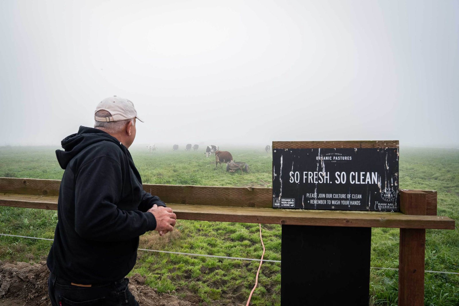 He Profits Off Raw Milk That’s Making People Sick. The Government Isn’t Stopping Him.